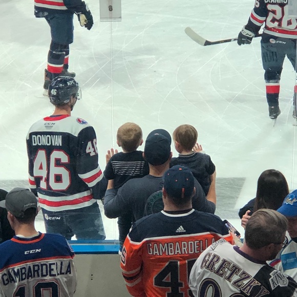 Meet your Posher, Chris - Picture 1 of 1